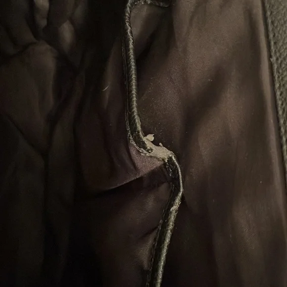 Isaac Mizrahi please check all picture of condition - Picture 12 of 17